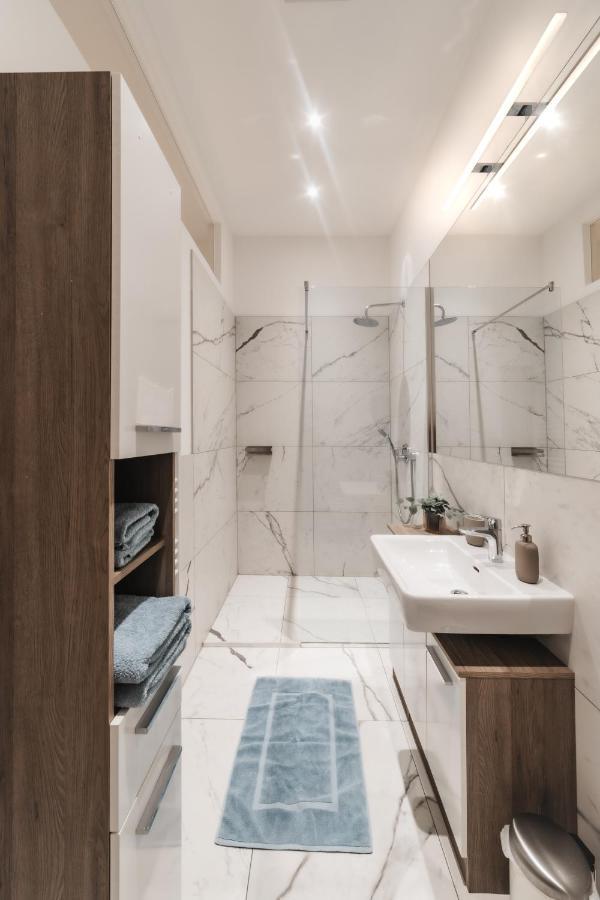 Cozy Apartment, 2 Private Terraces, 8 Min To City Center Vídeň Exteriér fotografie